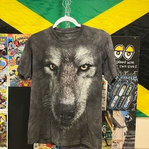 Gray Wolf Graphic T-Shirt